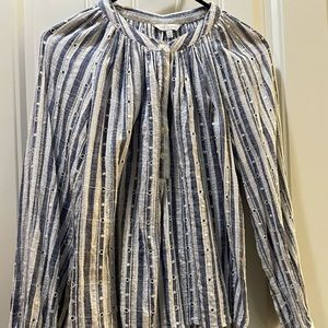 Casual denim collarless blouse kind of bohemian style